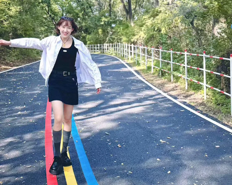 艺人背景图
