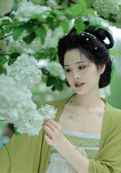 推荐艺人