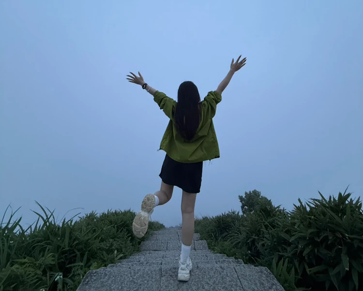 艺人背景图