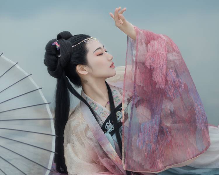 艺人背景图