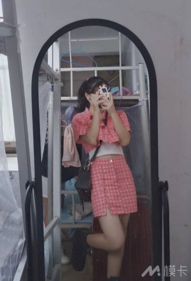 寄拍找我身高一米六三体重95