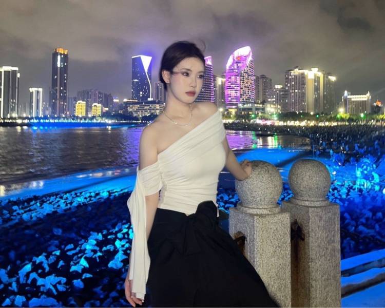 艺人背景图