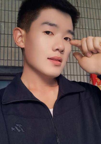 推荐艺人