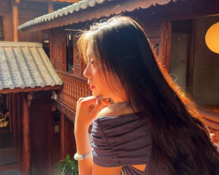 艺人背景图