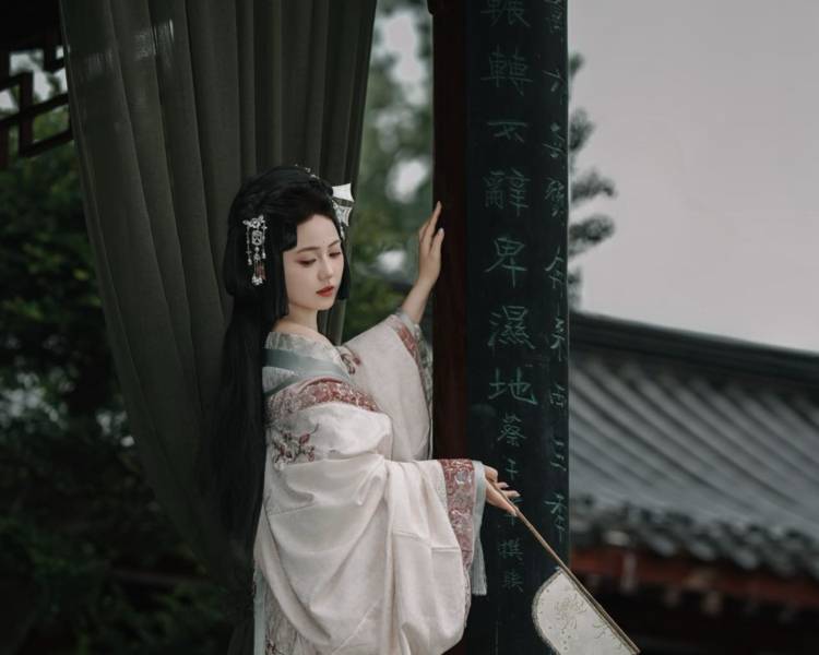 艺人背景图