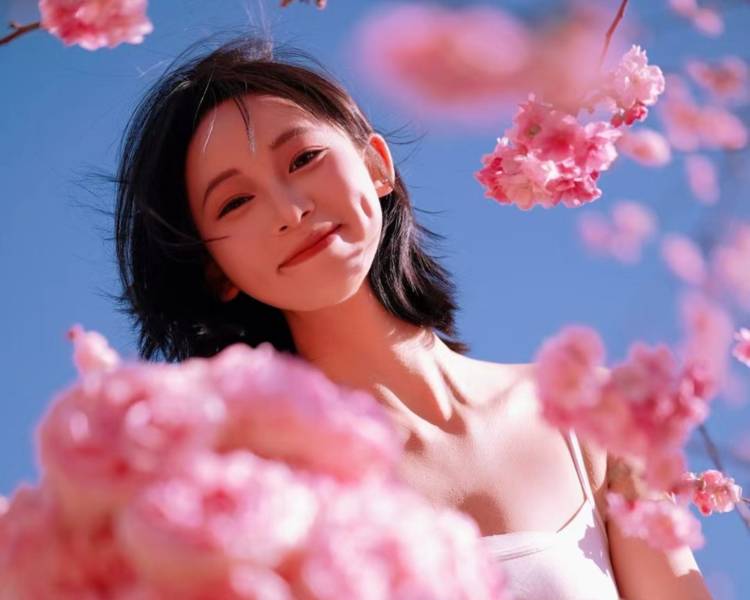 艺人背景图