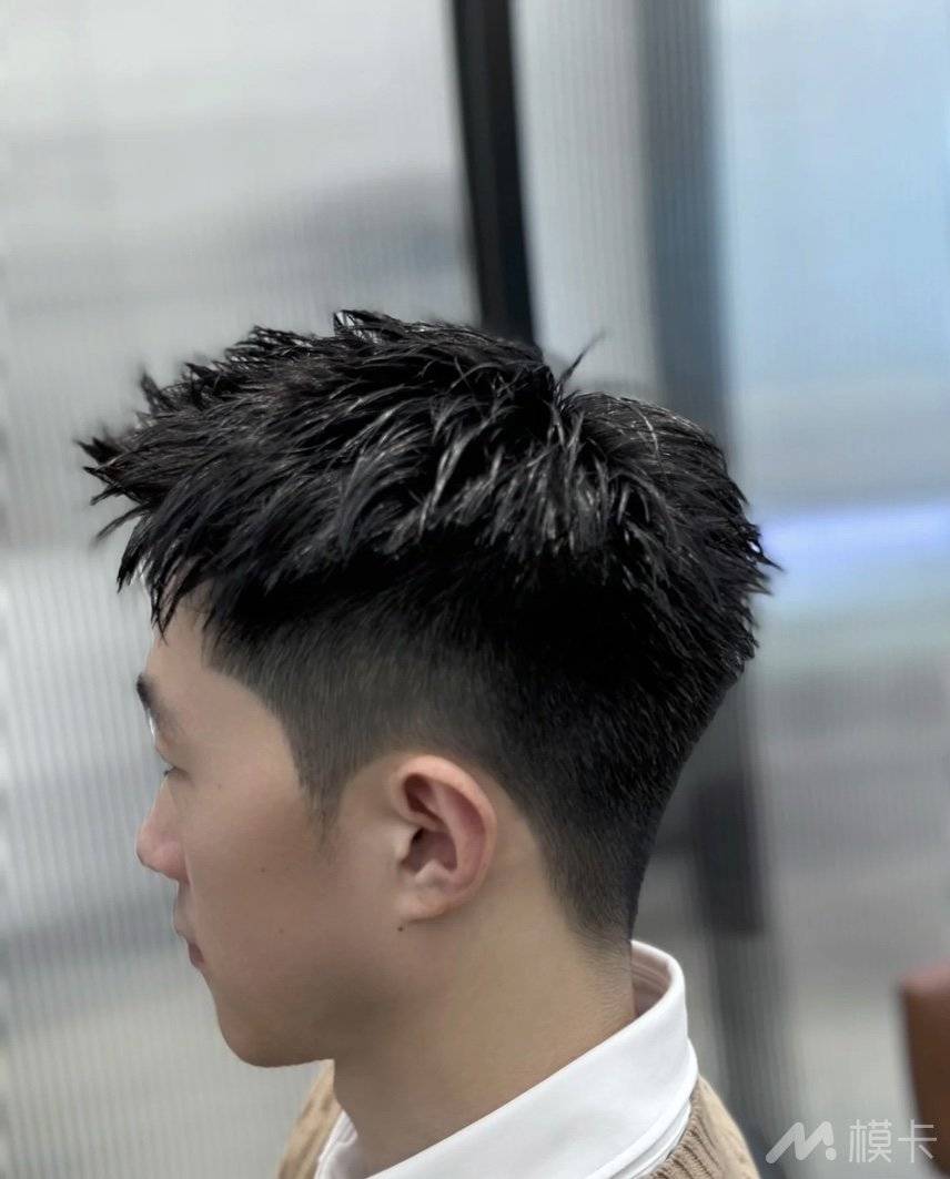 通告图片