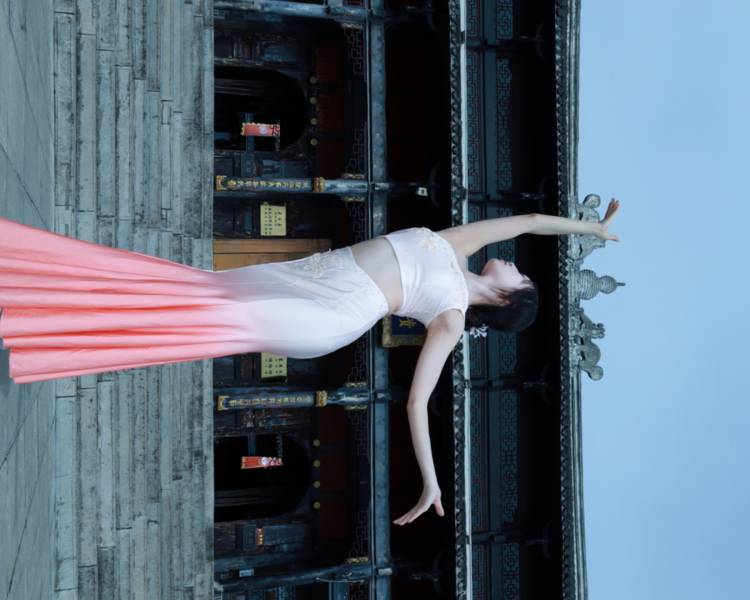 艺人背景图