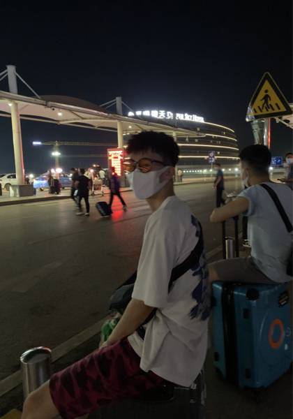 推荐艺人