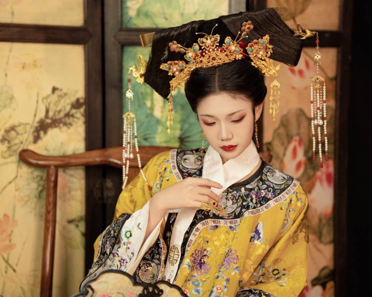 艺人背景图