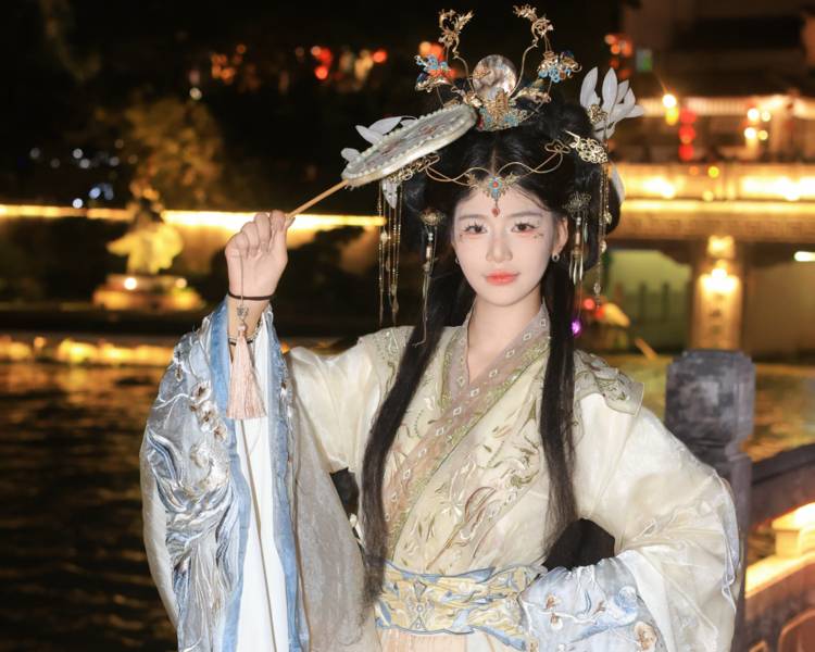 艺人背景图