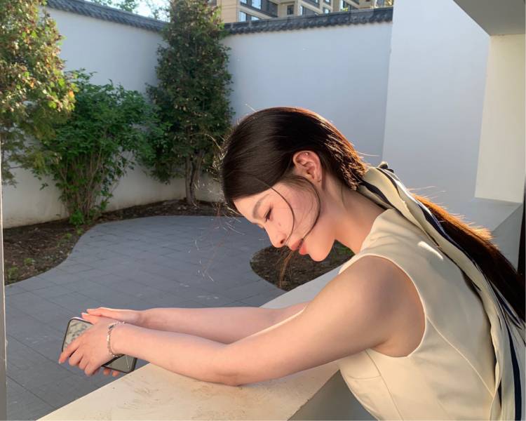 艺人背景图