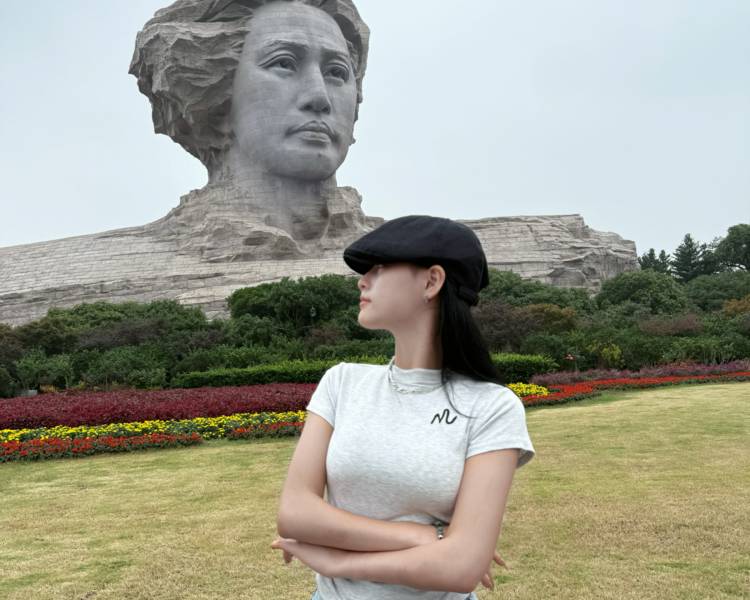 艺人背景图