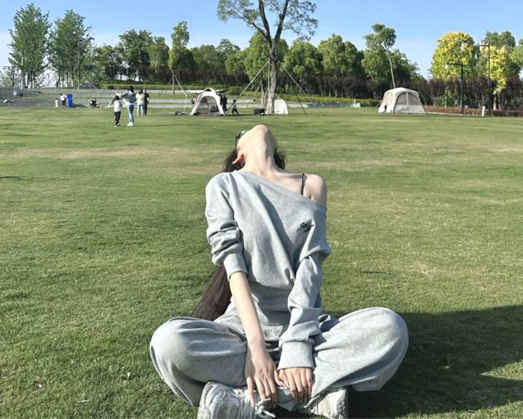 艺人背景图