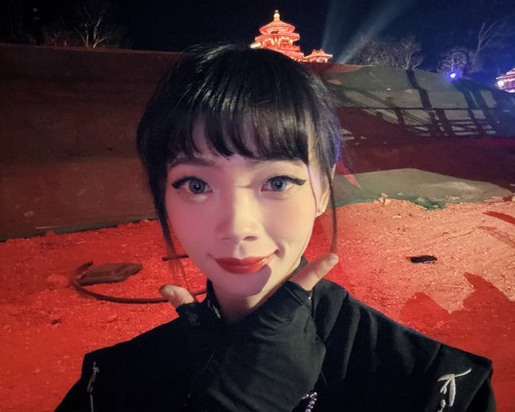 艺人背景图