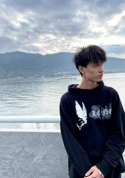 推荐艺人