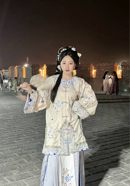 推荐艺人