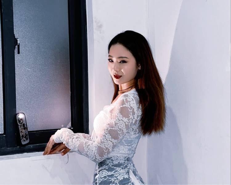艺人背景图