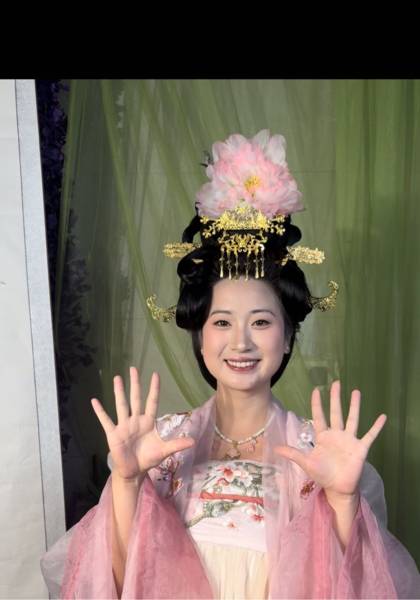 推荐艺人