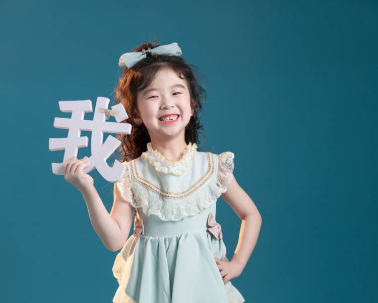 艺人背景图