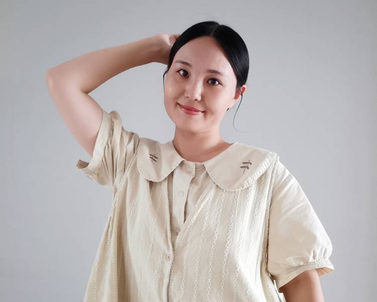 艺人背景图