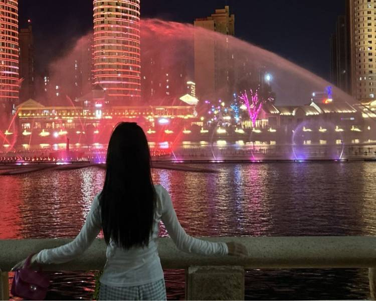 艺人背景图