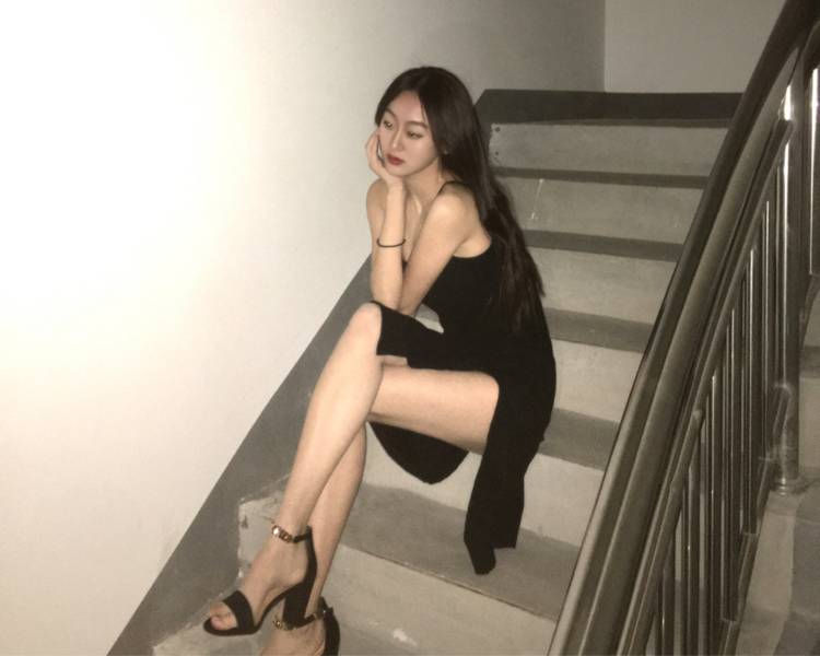 艺人背景图
