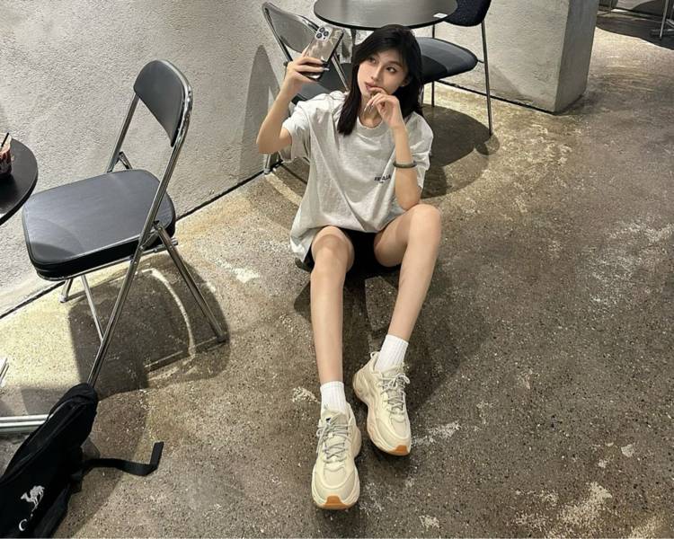 艺人背景图