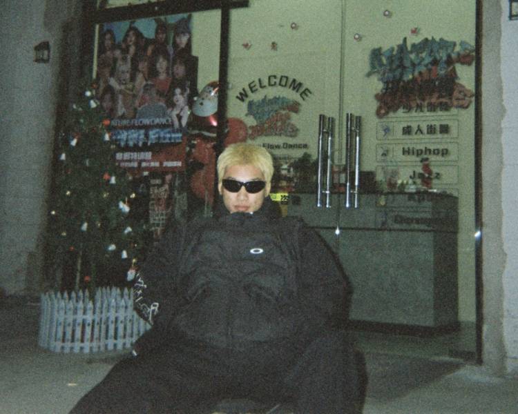 艺人背景图