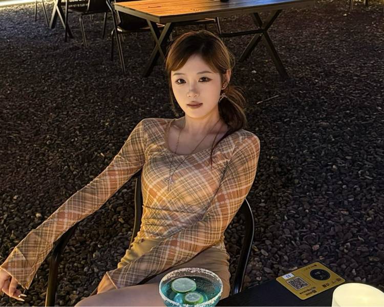 艺人背景图