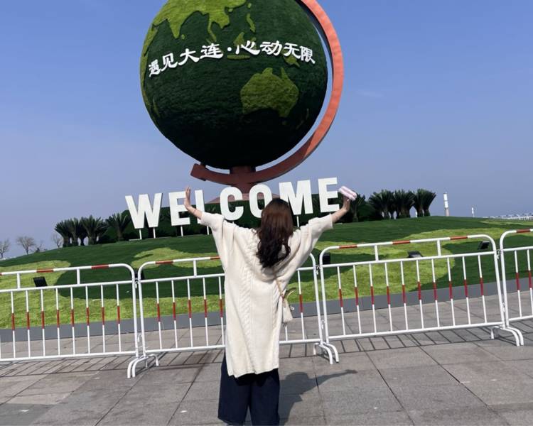 艺人背景图