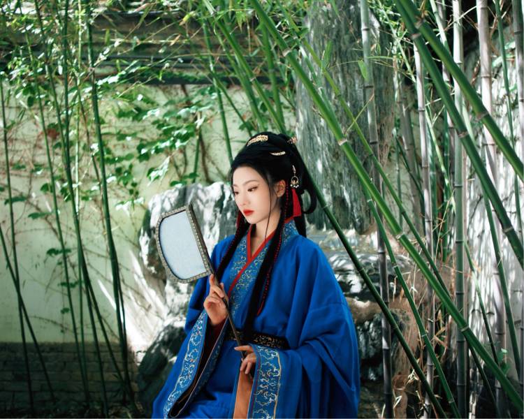 艺人背景图