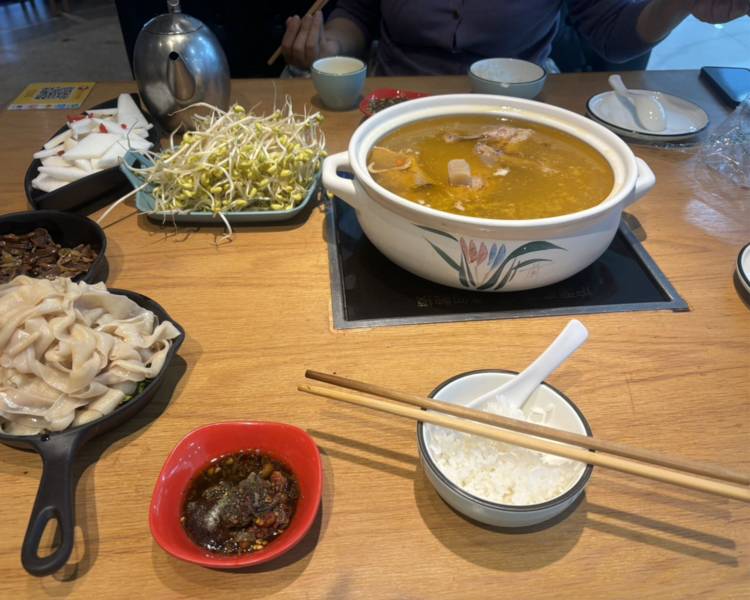 艺人背景图