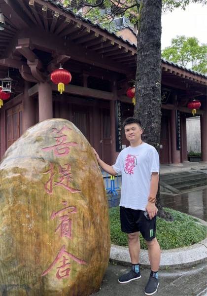 推荐艺人