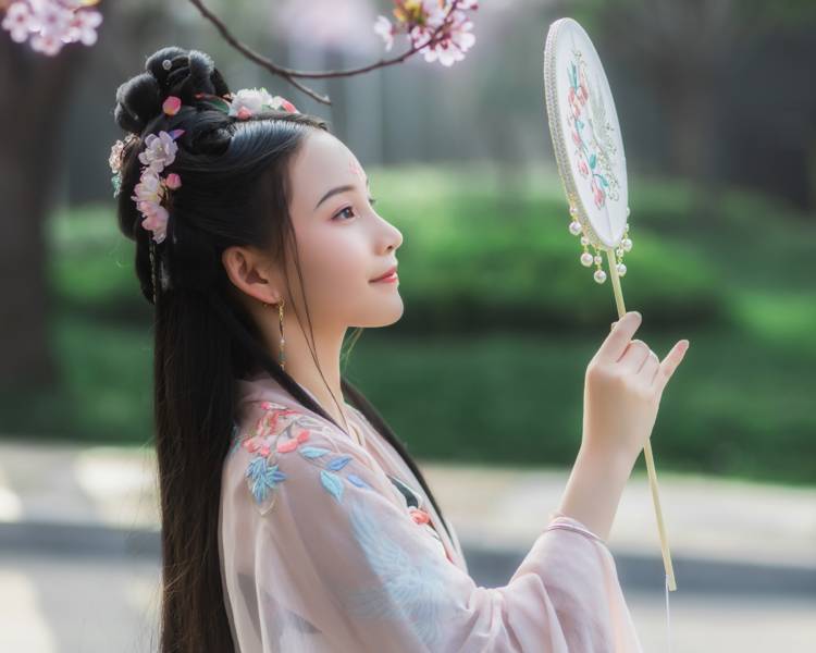 艺人背景图
