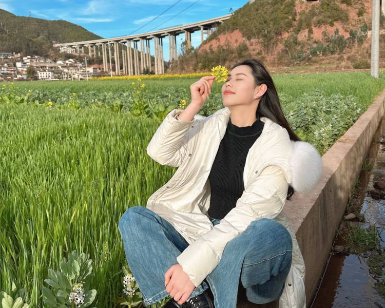 艺人背景图