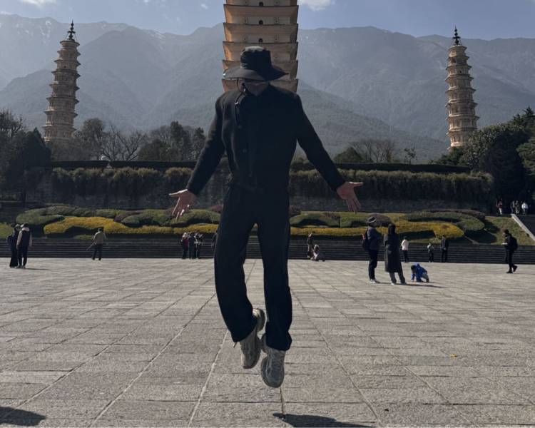 艺人背景图