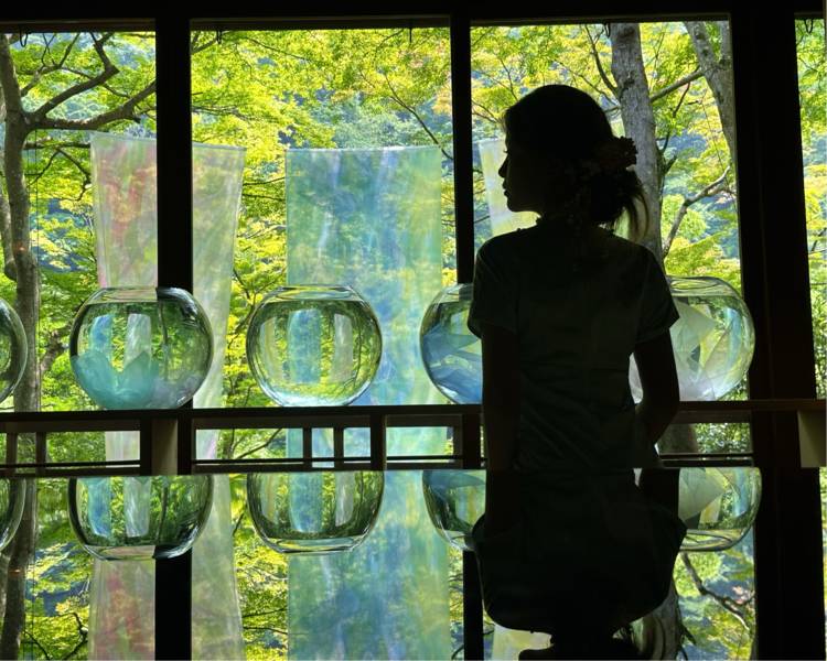 艺人背景图