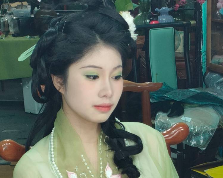 艺人背景图