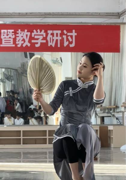 推荐艺人