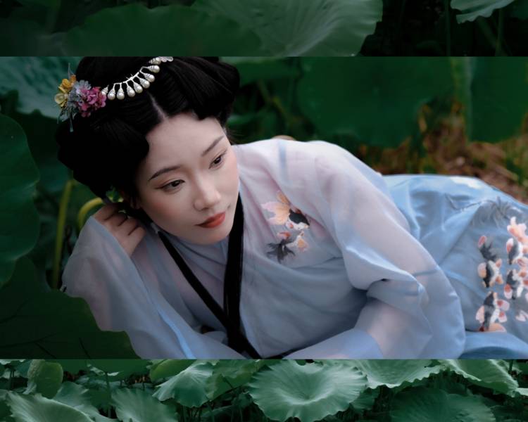 艺人背景图