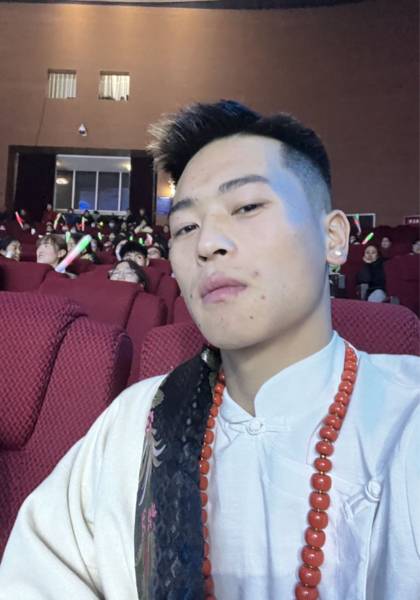 推荐艺人