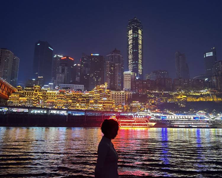 艺人背景图