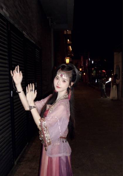 推荐艺人