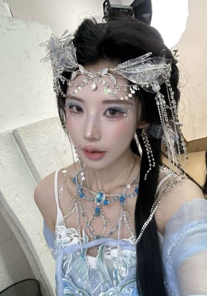 推荐艺人