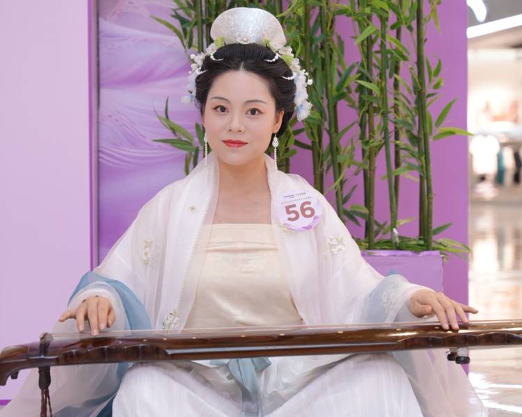 艺人背景图