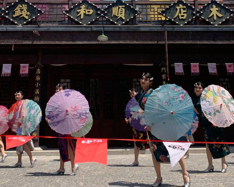 艺人背景图
