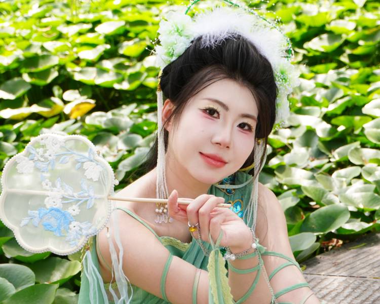 艺人背景图