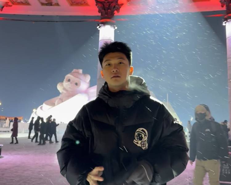 艺人背景图
